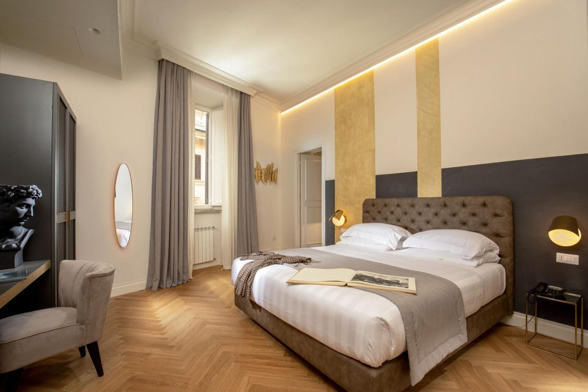 Condotti Boutique Hotel 4*